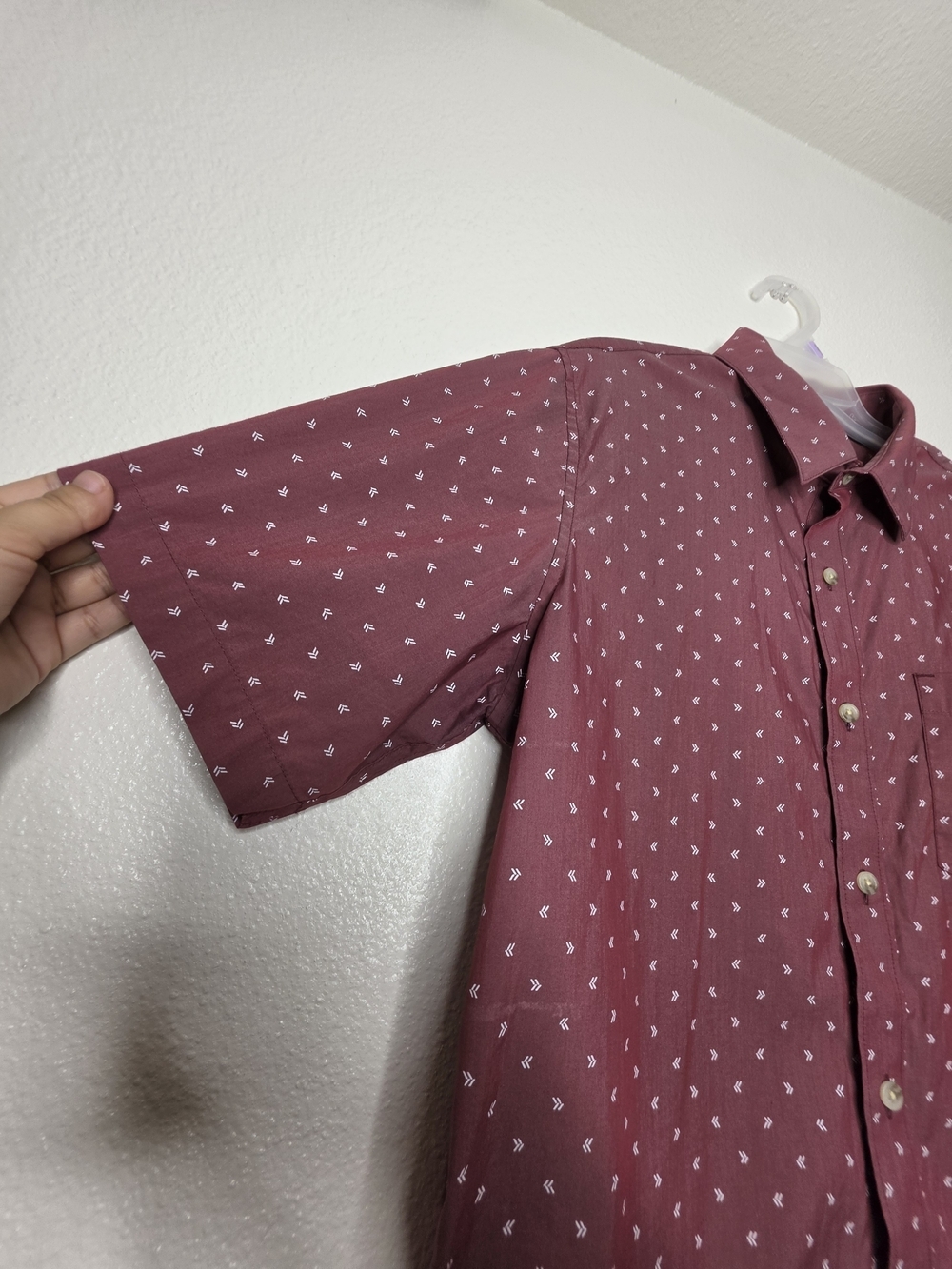 TravisMathew Mens Size M Burgundy Geometric Short Sleeve Button Up Shirt - Picture 10 of 14
